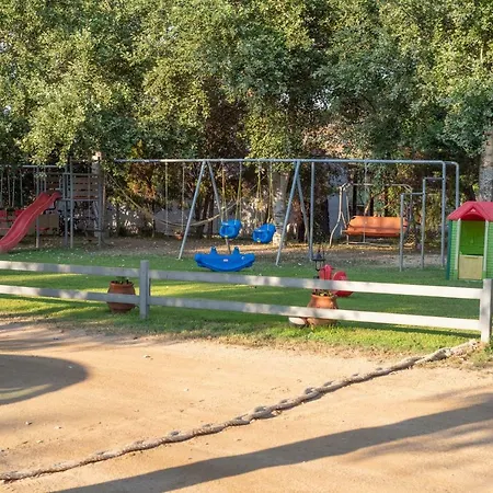Linaraki & Campsite Sykia Chalkidikis