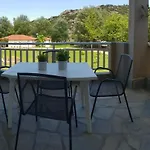 Parque de Campismo Linaraki & Sikiá